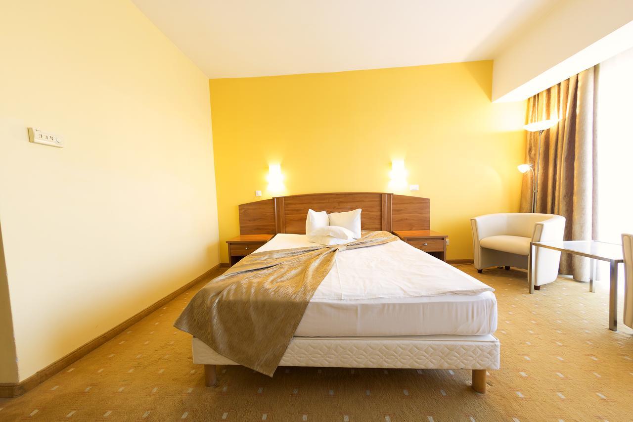 Hotel Parc Alba Iulia Zewnętrze zdjęcie