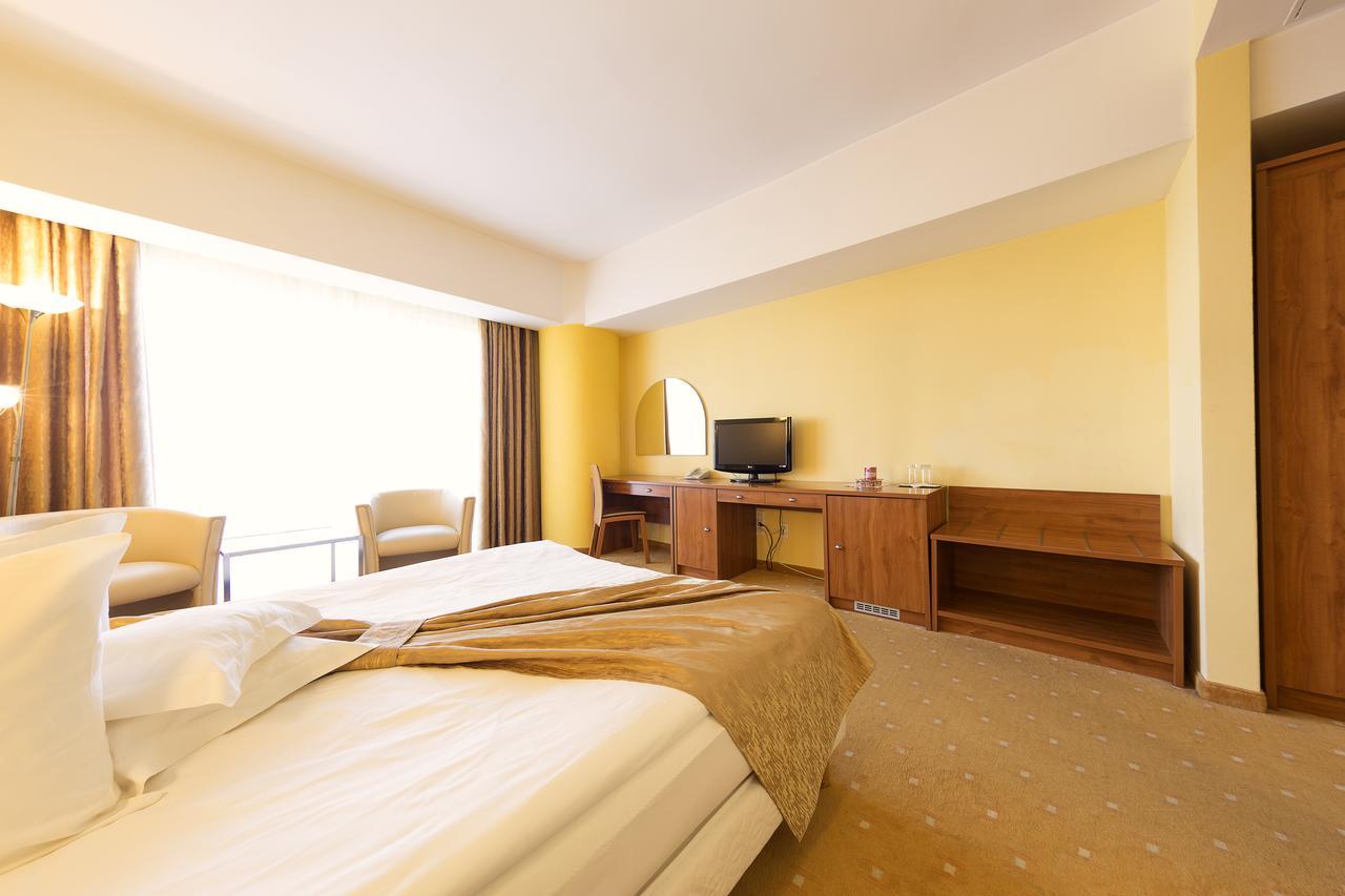 Hotel Parc Alba Iulia Zewnętrze zdjęcie